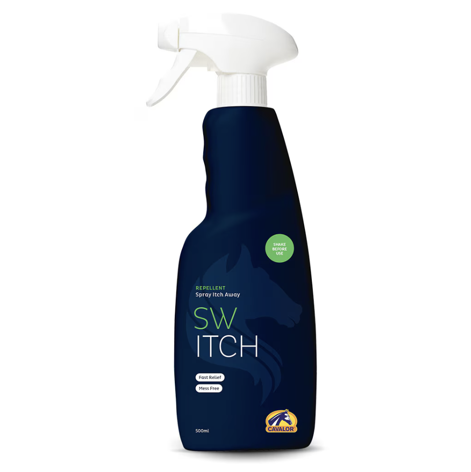Cavalor SwItch soothing liquid for horses with sweet itch available at FarmVet